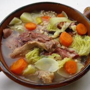 Garbure paysanne aux manchons de canard, 765 g