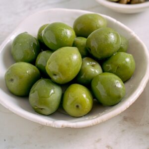 Olives vertes variété Lucques du Languedoc au naturel, bocal pasteurisé 160 g