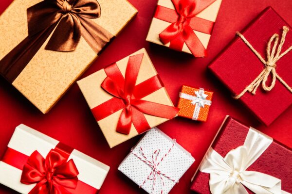 Offrez des saveurs, du plaisir avec de bons produits d'Occitanie, offrez une "Carte-cadeau Mamy Suzanne" à partir de 30 €